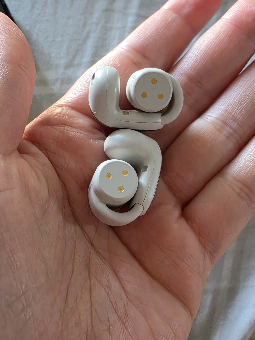 Bose Ultra Open Earbuds - Picture 7 of 9